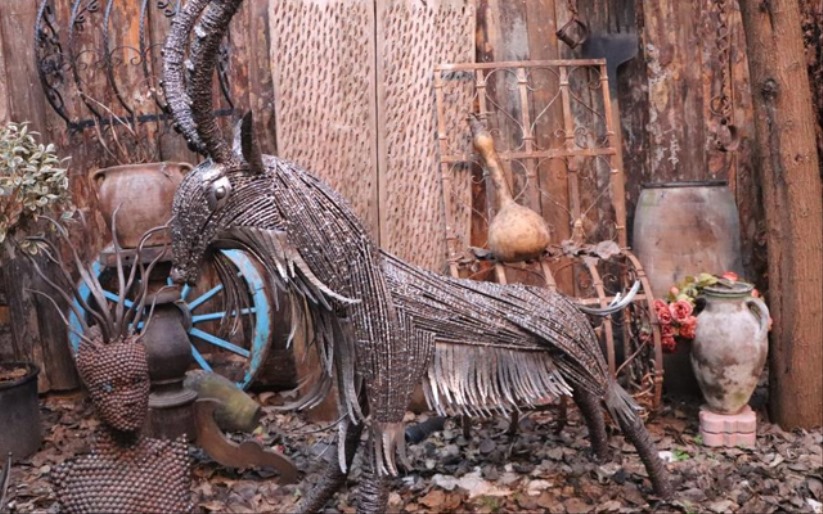 Samsun'da atık metaller sanat eserine dönüşüyor