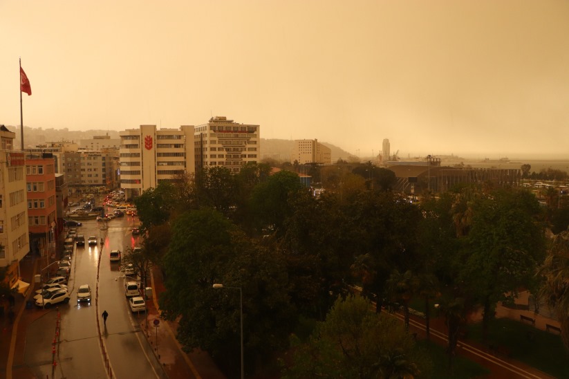 Samsun gündüz vakti geceyi yaşadı