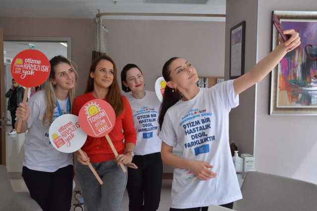 LIV HOSPITAL SAMSUN'DAN OTİZM GÜNÜ ETKİNLİĞİ