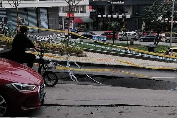 Büyükşehir'in Formula 1 arabası gezebilir iddiası yolla birlikte çöktü