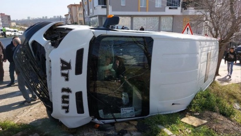 Samsun'da öğrenci servisi kaza yaptı!