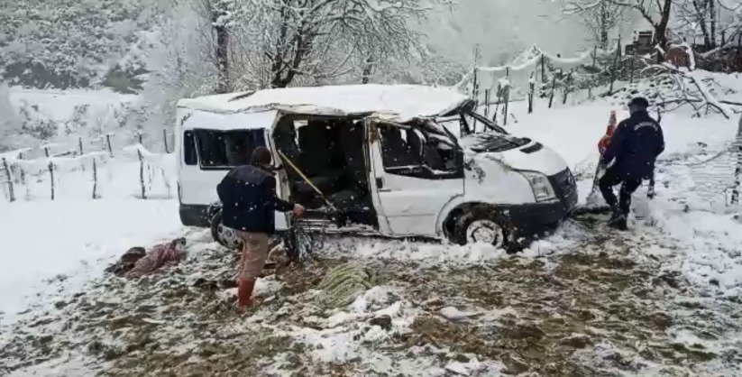 Samsun'da öğrenci servisi kaza yaptı! Ölü ve yaralılar var