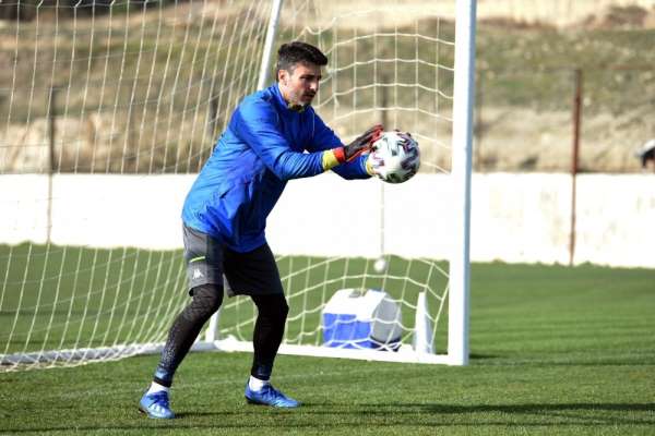 Denizlispor kafilesi Sivasspor maçı için yola çıktı