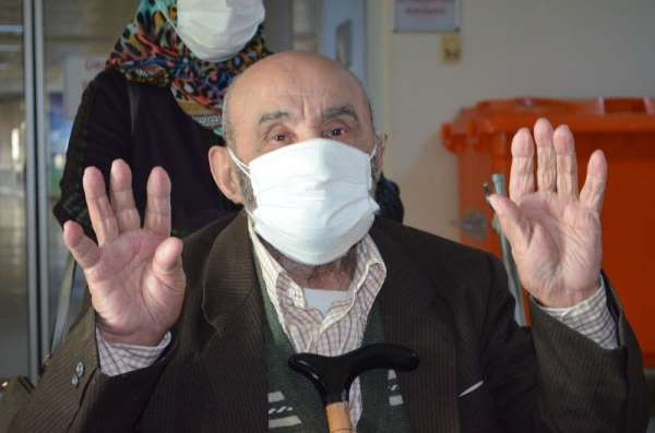 Kronik hastalıkları olmasına rağmen 90 yaşında koronayı yendi
