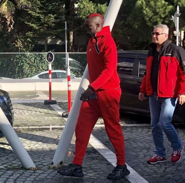 Omar Elabdellaoui'ye ziyaretler sürüyor