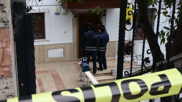 Heyelan sonrası 3 evin kapısı mühürlelendi 