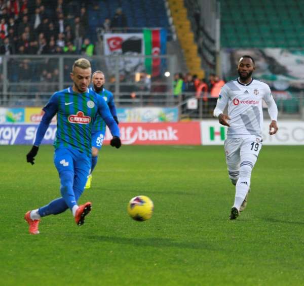 Süper Lig: Çaykur Rizespor: 0 - Beşiktaş: 0 (Maç devam ediyor) 