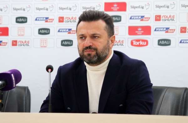 Bülent Uygun: 'Sahada futbol adına güzel şeyler yapan bir Denizlispor vardı' 