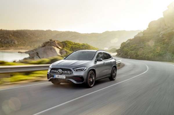 Yeni Mercedes-Benz GLA Türkiye'de 