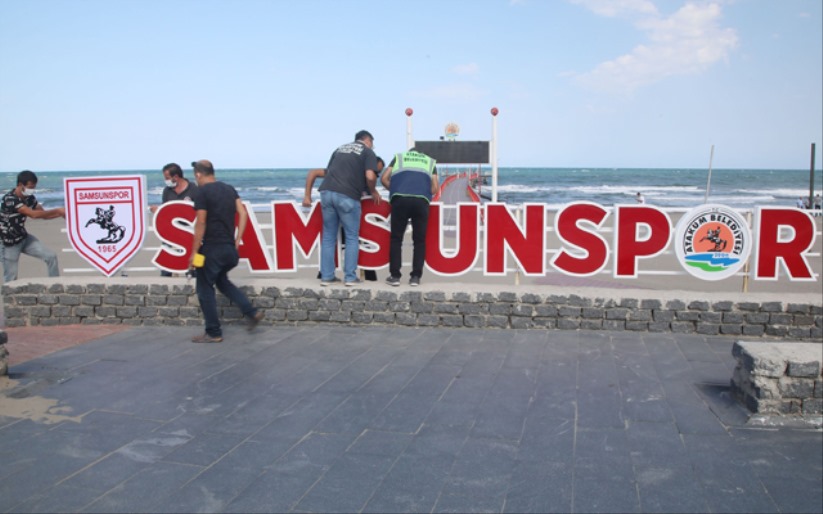Atakum Belediyesi onardı, 'Şanlı Arma' yeniden sahilde