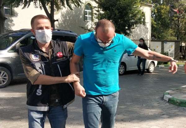 Samsun'da esrarla yakalanan 2 kişi adliyeye sevk edildi 