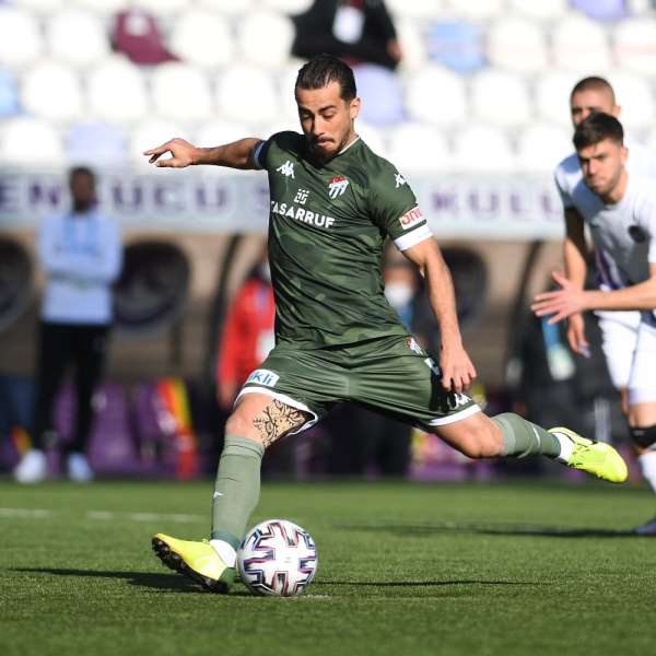 Bursasporlu futbolcu Emirhan Aydoğan: 'Yolumuz uzun'