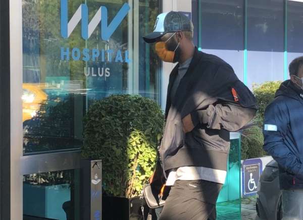 Ryan Babel, Omar Elabdellaoui'yi ziyaret etti