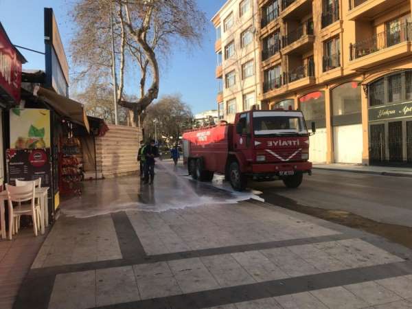 Sinop'ta sokaklar köpüklü suyla yıkandı
