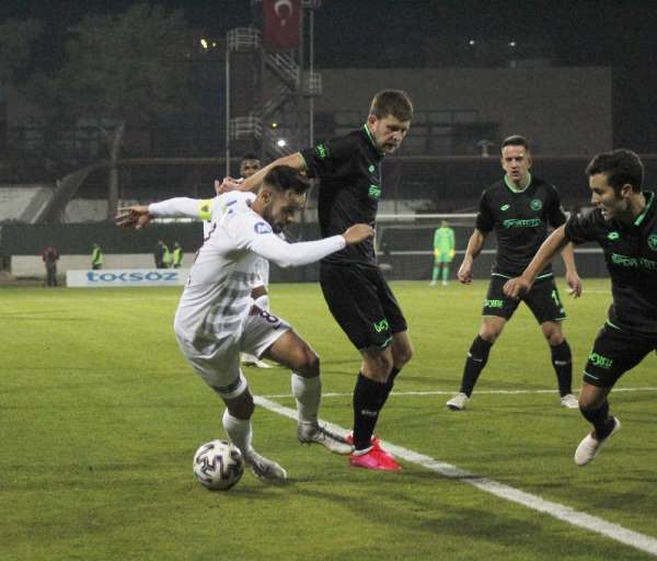 Süper Lig: A. Hatayspor: 1 - İH Konyaspor: 1 (İlk yarı)