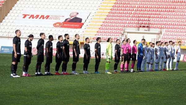 TFF 1. Lig: Ümraniyespor: 2 - Akhisarspor: 1 (Maç sonucu) 