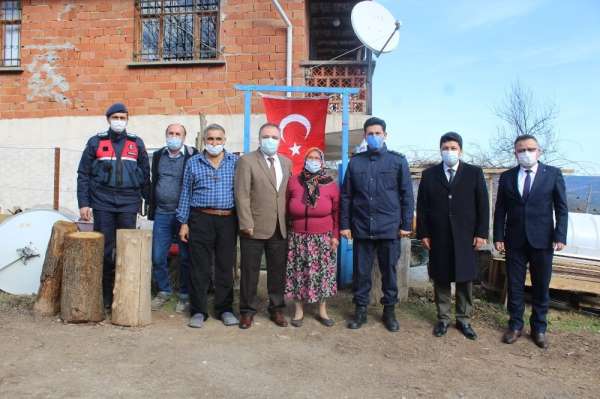 Kaymakam Türköz şehit ailelerini yalnız bırakmıyor 