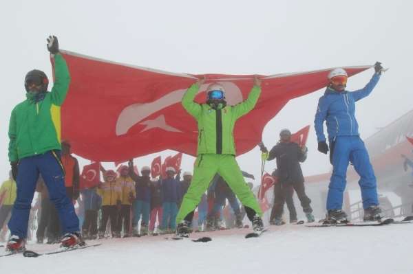İdlib şehitleri Erciyes'te anıldı