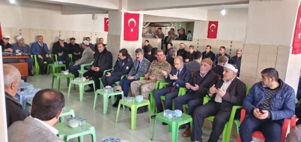 İdlib şehitleri için 3 dilde mevlit okutuldu