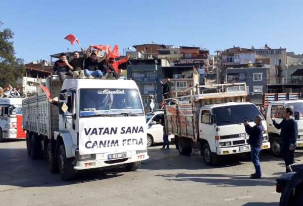 İzmir'de şehitlere saygı konvoyu