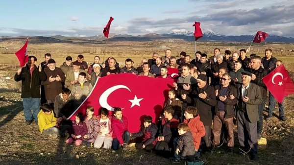 Köylülerden Mehmetçiğe tam destek