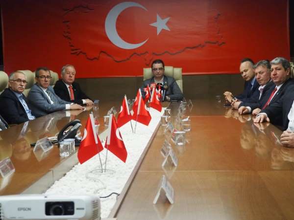 Uşak'ta STK'lardan İdlib saldırısına tepki