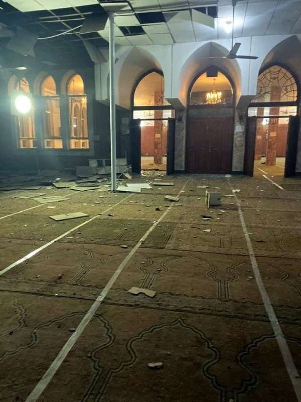 Afganistan'da camide intihar saldırısı: 3 yaralı 