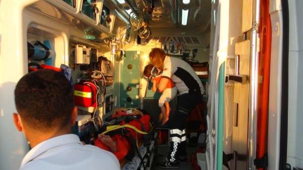 Antalya'da trafik kazası: 3 yaralı 