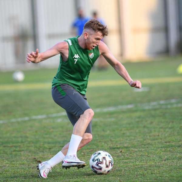 Bursasporlu futbolcu Burak Kapacak'a milli davet