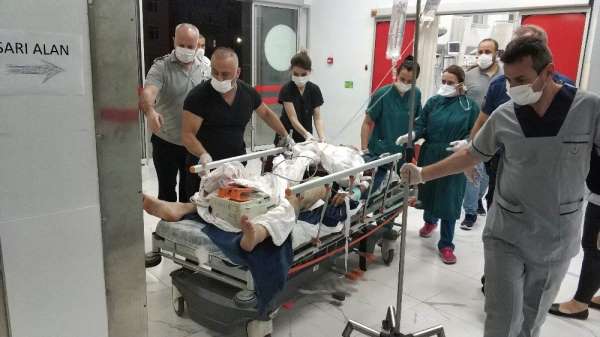 Oğlunu tabancayla ağır yaraladı 