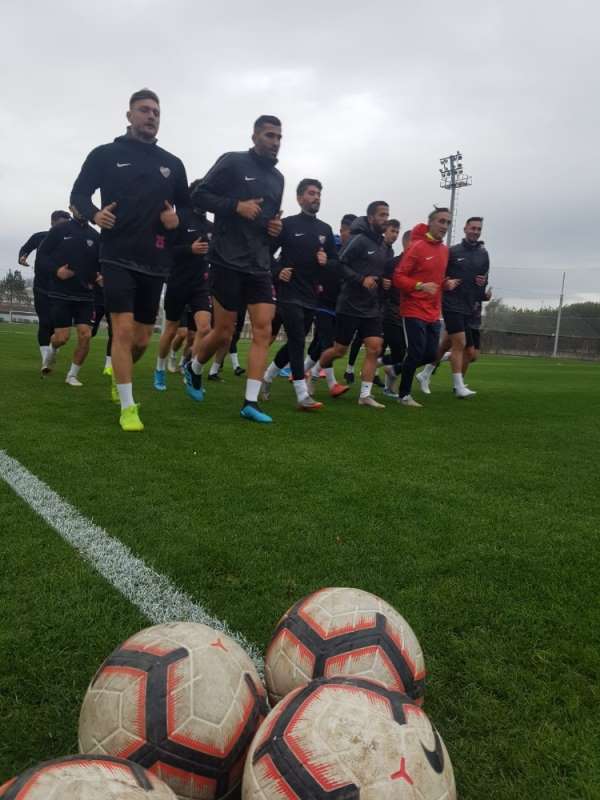 Isparta 32 Spor'un Antalya Kampı başladı