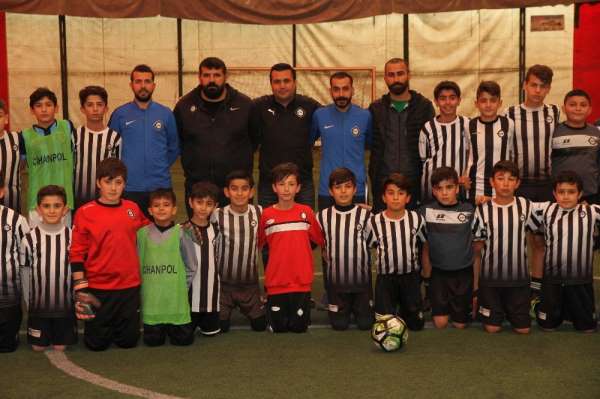 Kızıltepe Altay Futbol Okulun'da 150 öğrenci eğitim görüyor 