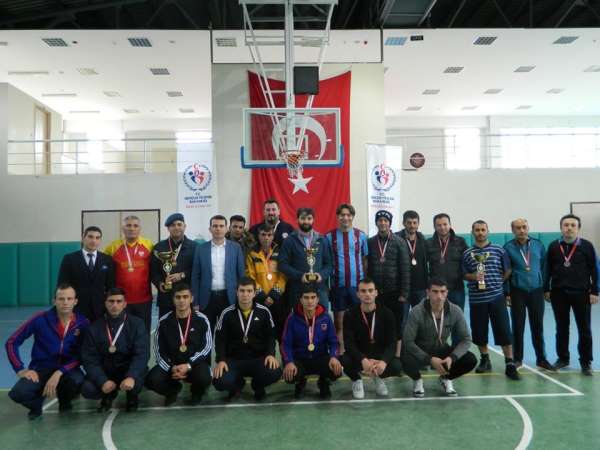 Özvatan'da kurumlar arası futsal müsabakaları sona erdi