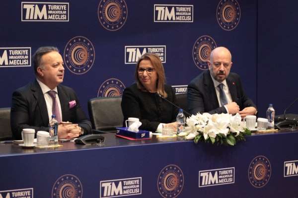 Ticaret Bakanı Pekcan: '2019 yılı ihracatımız 180 milyar 468 milyon dolar'