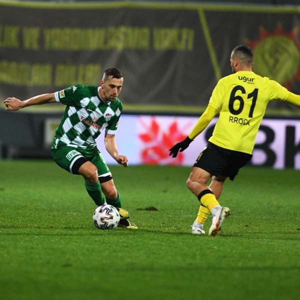 Bursaspor'da en çok süreyi Burak Altıparmak aldı
