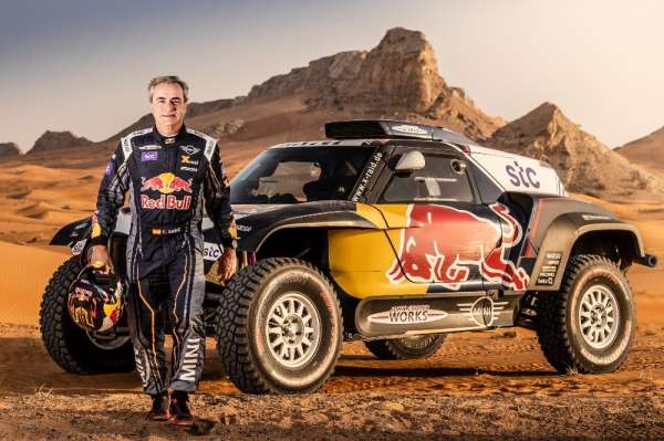 Dakar Rallisi'nin ilk gününde Red Bull sporcuları zirvede