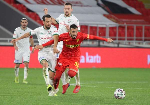 Göztepe'den futbolcu Yalçın Kayan'a disiplin cezası