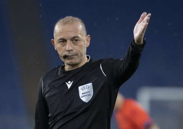 Kayserispor - Beşiktaş mücadelesinin VAR hakemi Cüneyt Çakır oldu 
