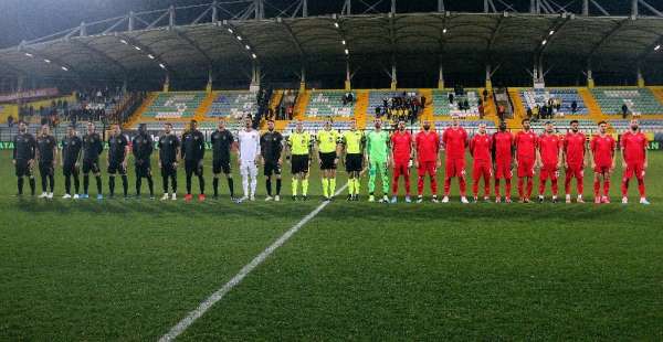 TFF 1. Lig: İstanbulspor: 2 - Ümraniyespor: 1 