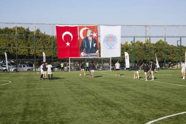 Büyükşehir Belediyesinden Atatürk'ün Mersin'e geliş gününe özel futbol turnuvası 