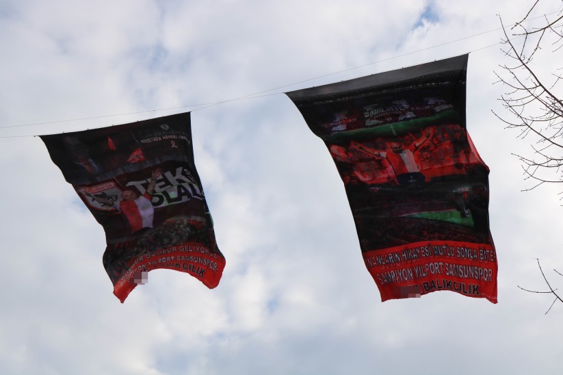 Samsunspor'a destek çağrısı! Bayraklar asıldı