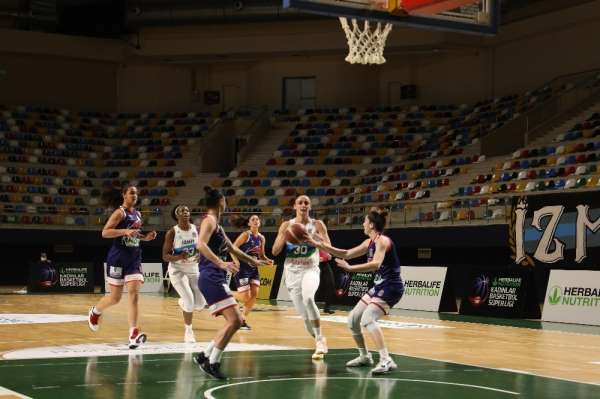 Kadınlar Basketbol Süper Ligi: İzmit Belediyespor: 100 - Büyükşehir Belediyesi Adana Basketbol: 59 