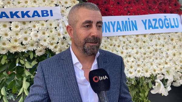 (Özel haber) Beşiktaş Başkanı Çebi'den genç girişimcinin restoranına sürpriz
