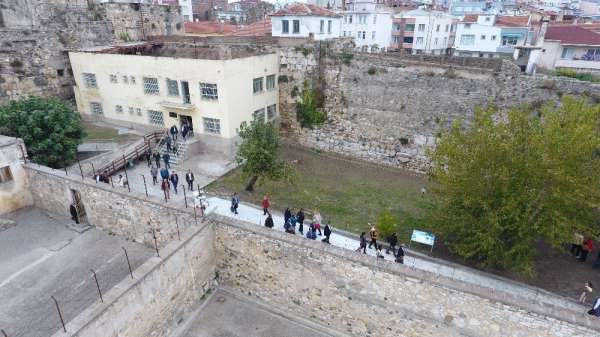 Tarihi Sinop Cezaevi bayramda yoğun ilgi gördü 