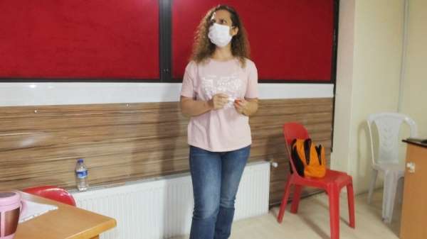 Burhaniye'de ücretsiz üniversiteye hazırlık kursları ilgi gördü