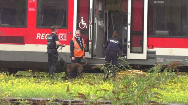 Köln'de terör alarmı, trende bomba bulundu