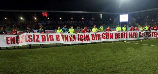 Ziraat Türkiye Kupası: Esenler Erokspor: 0 - Sivasspor: 1 (İlk yarı) 