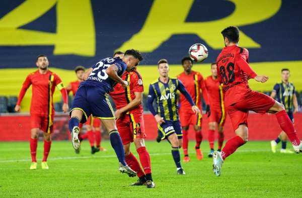Ziraat Türkiye Kupası: Fenerbahçe: 2 - İstanbulspor: 0 (İlk yarı) 