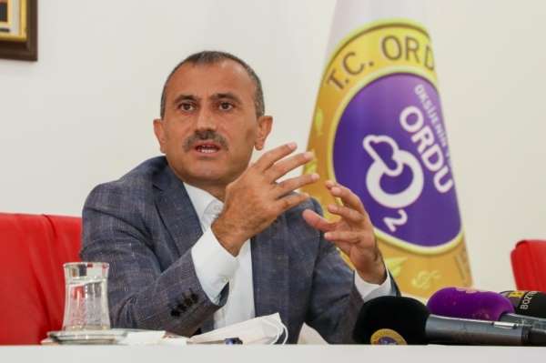 Eşi tarafından tehdit edilen kadını Vali kurtardı 