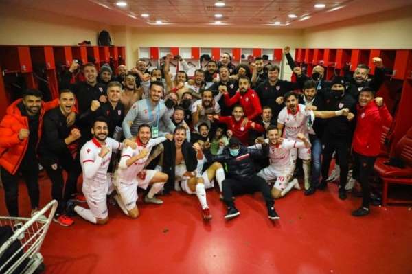 Samsunspor'da futbolculara verilen 30'ar bin TL'lik ceza affedildi